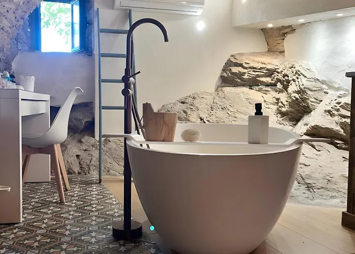 Casa Ghjunca 招待所 Rapale